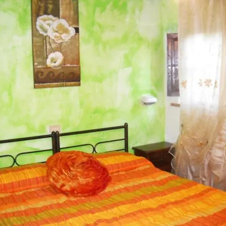 Caioncola Sleeps 6 Pool Wifi T763558 Apartman